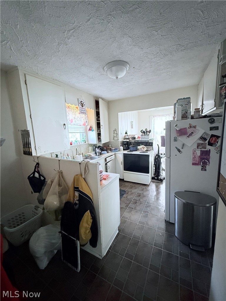 1129 Barton Place NE Canton OH 44705