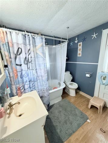 1129 Barton Place NE Canton OH 44705