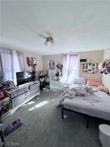 1129 Barton Place NE Canton OH 44705
