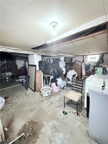1129 Barton Place NE Canton OH 44705
