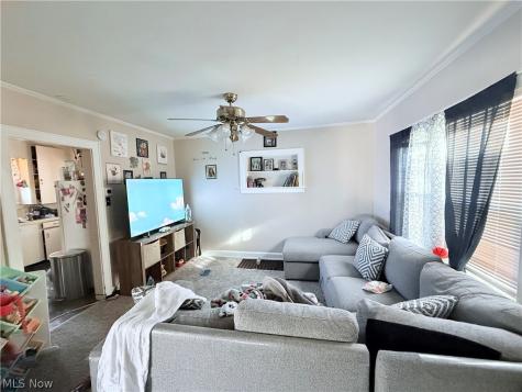 1129 Barton Place NE Canton OH 44705