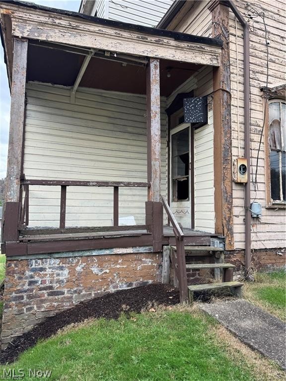 806 Carlisle Street Martins Ferry OH 43935