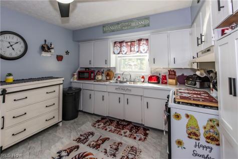 13485 Sunflower Avenue NW Mogadore OH 44260