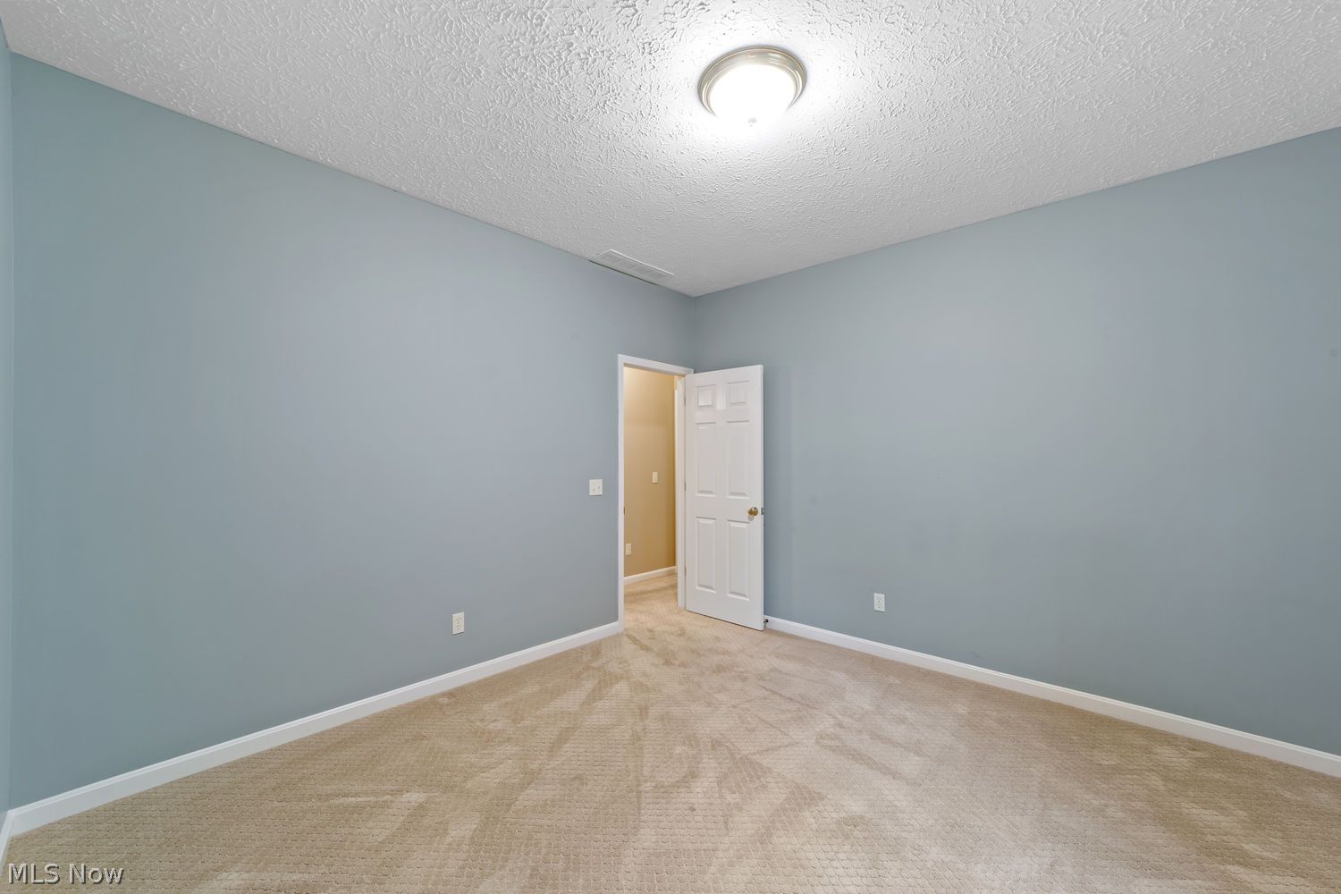 33884 Mapleridge Boulevard Avon OH 44011