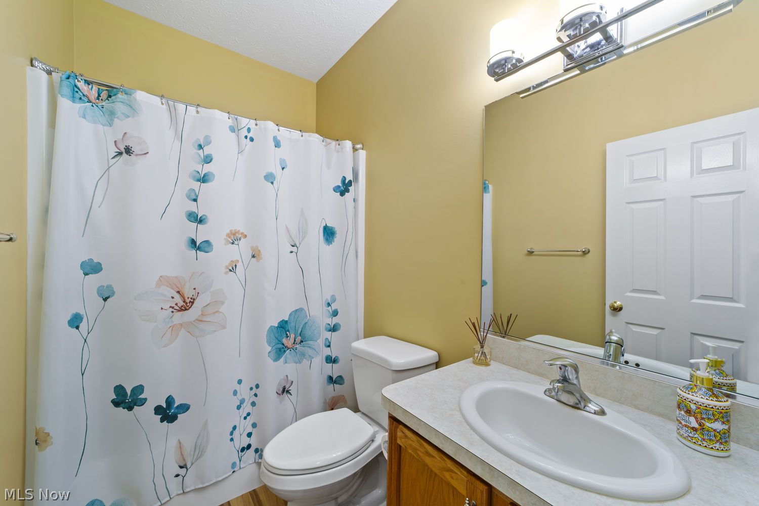 33884 Mapleridge Boulevard Avon OH 44011