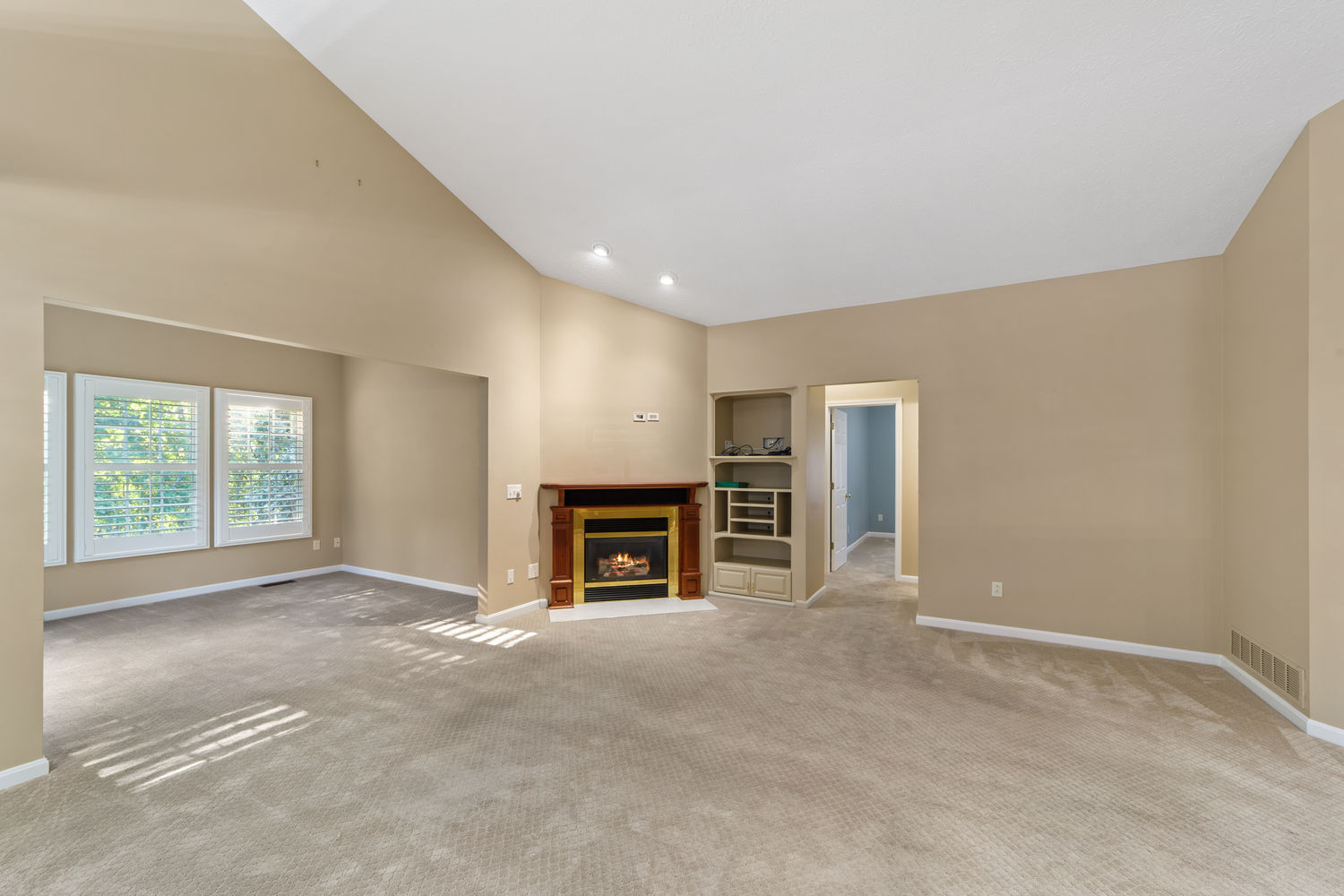 33884 Mapleridge Boulevard Avon OH 44011