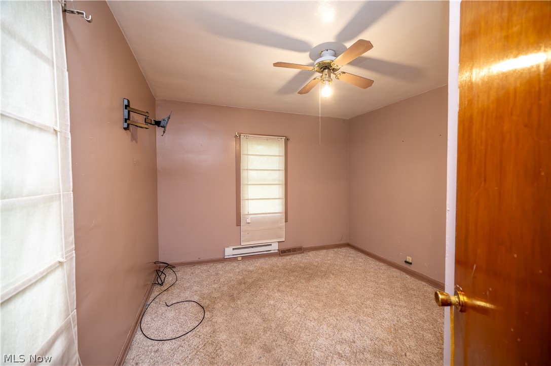 1953 Lawn Avenue Lowellville OH 44436
