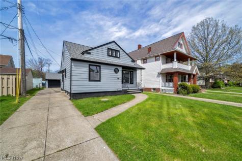 11109 Langton Avenue Garfield Heights OH 44125