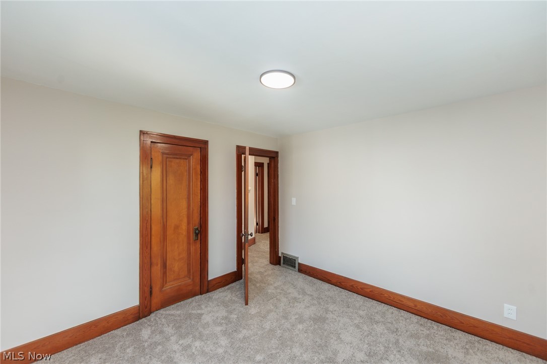 2233 E 33rd Street Lorain OH 44055