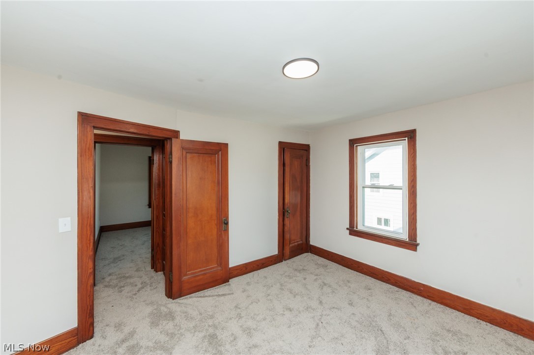 2233 E 33rd Street Lorain OH 44055
