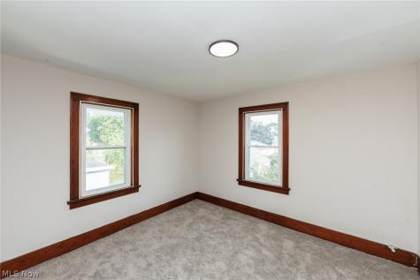 2233 E 33rd Street Lorain OH 44055