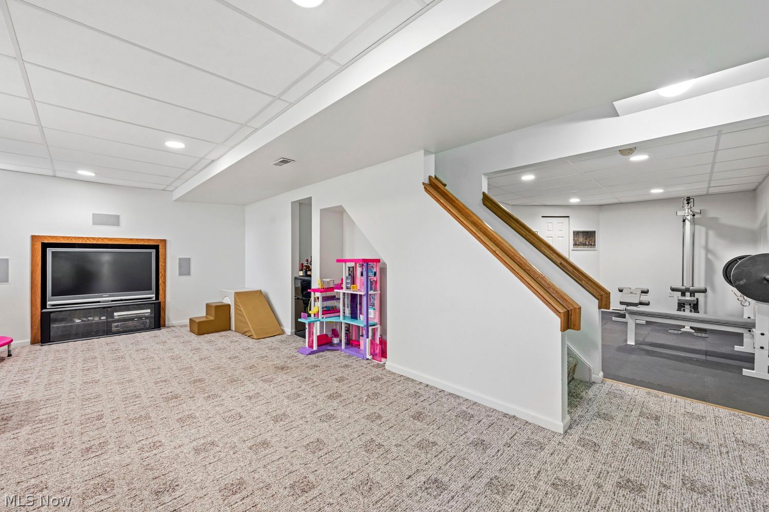 6084 Nicholson Drive Hudson OH 44236