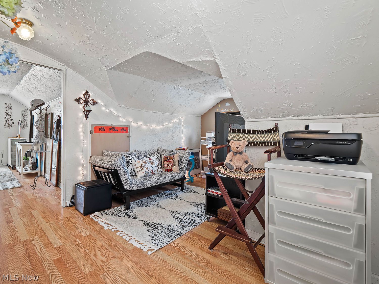 4213 Hinsdale Road South Euclid OH 44121