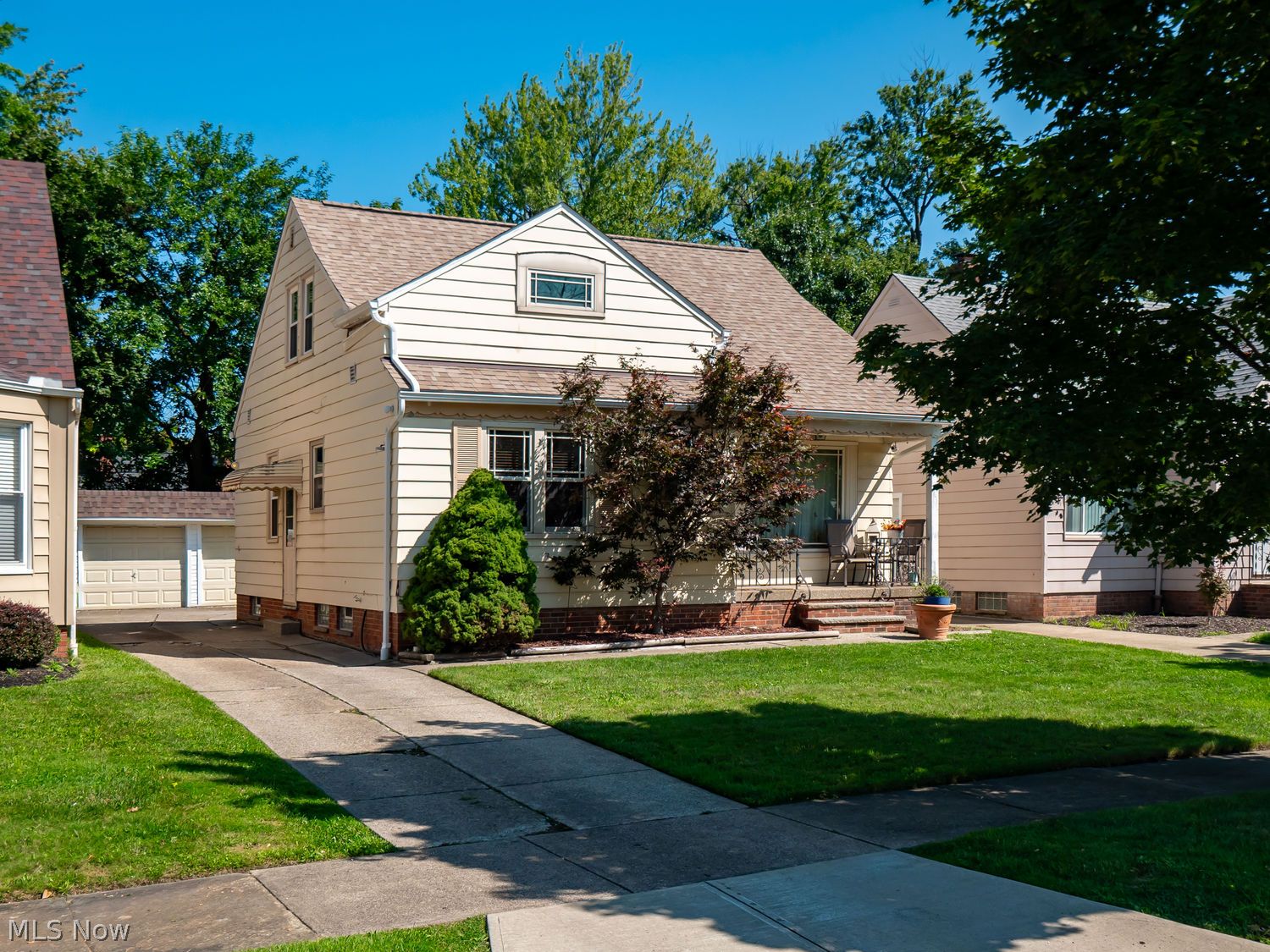 4213 Hinsdale Road South Euclid OH 44121