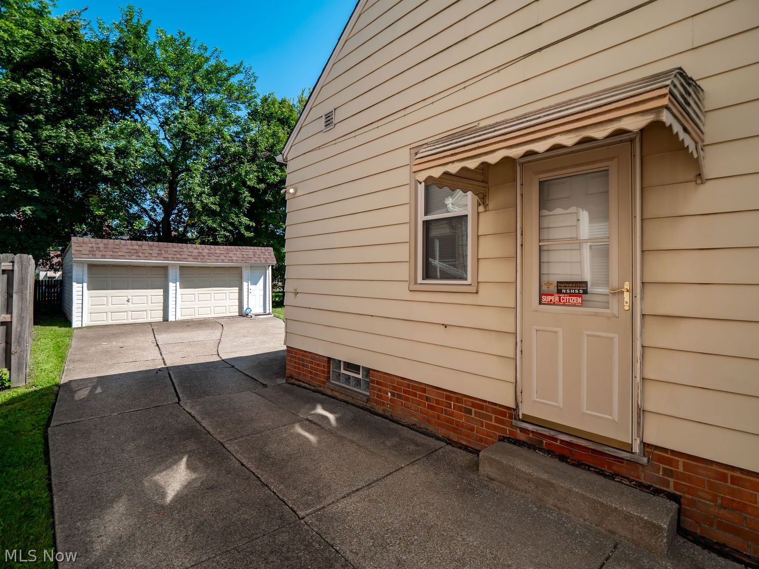 4213 Hinsdale Road South Euclid OH 44121