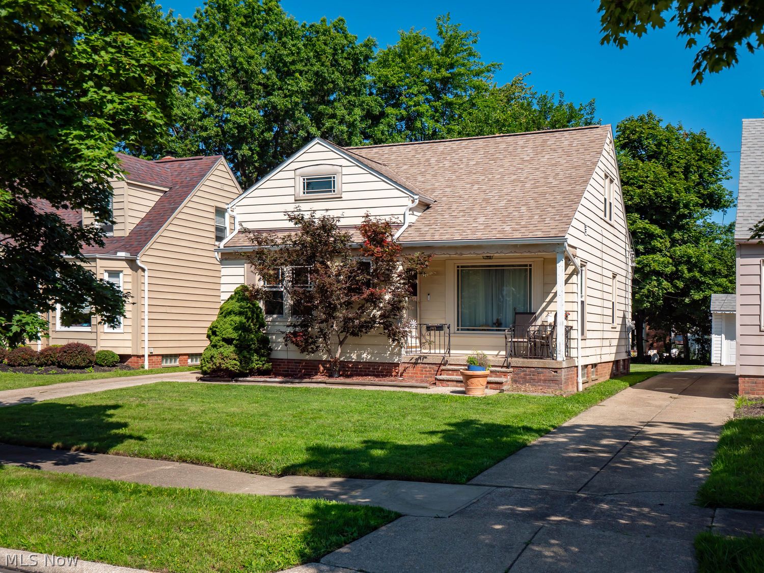 4213 Hinsdale Road South Euclid OH 44121