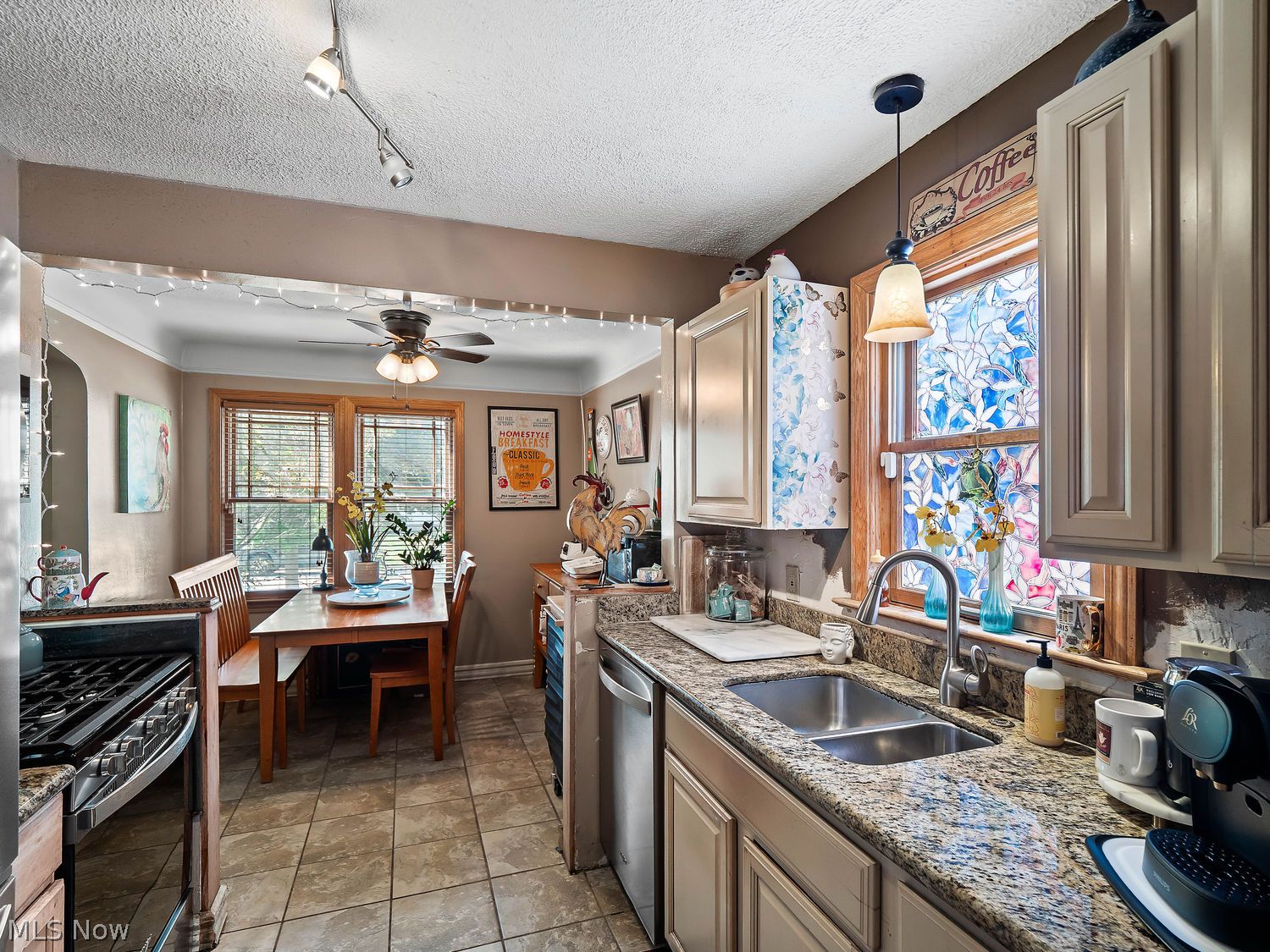 4213 Hinsdale Road South Euclid OH 44121