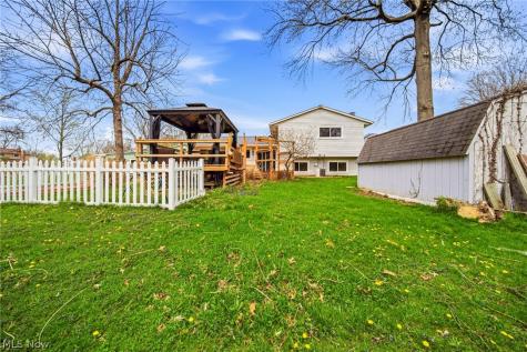 562 Vesely Court Eastlake OH 44095