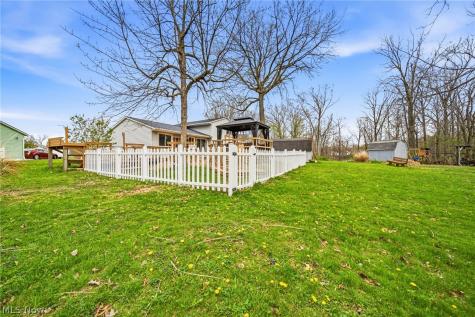 562 Vesely Court Eastlake OH 44095
