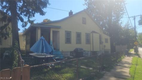 1294 W 93rd Street W Cleveland OH 44102