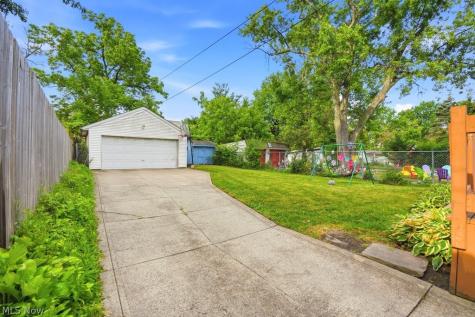 3288 Beechwood Avenue Cleveland Heights OH 44118