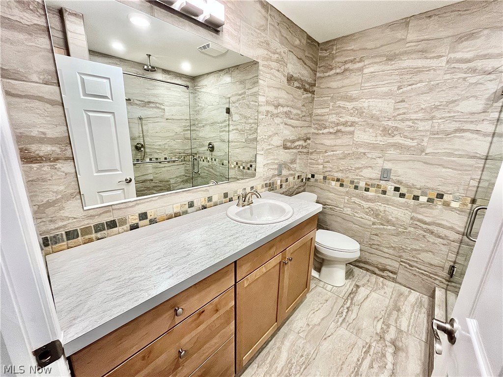 3621 Vineland Avenue Ashtabula OH 44004