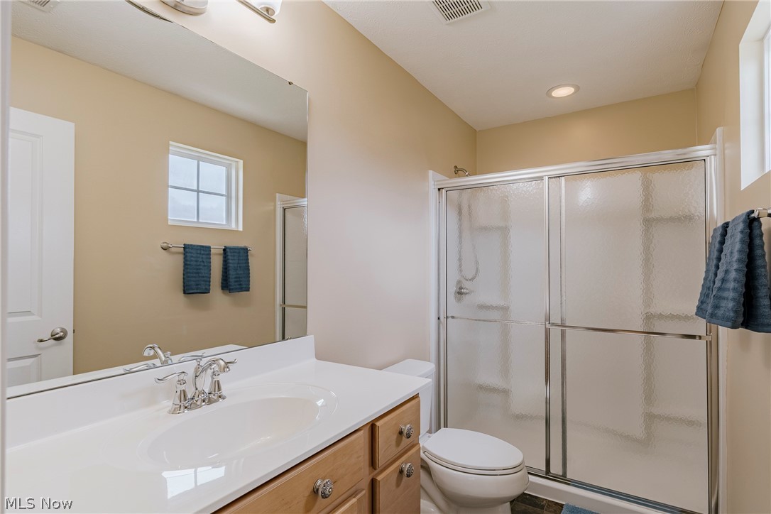519 N Ashwood Lane Painesville OH 44077