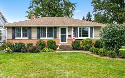 114 S Point Drive Avon Lake OH 44012