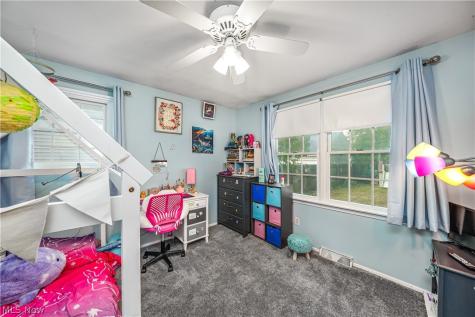 114 S Point Drive Avon Lake OH 44012