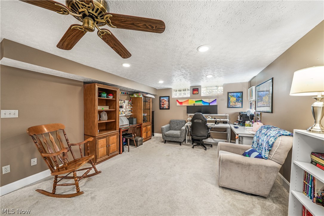 114 S Point Drive Avon Lake OH 44012