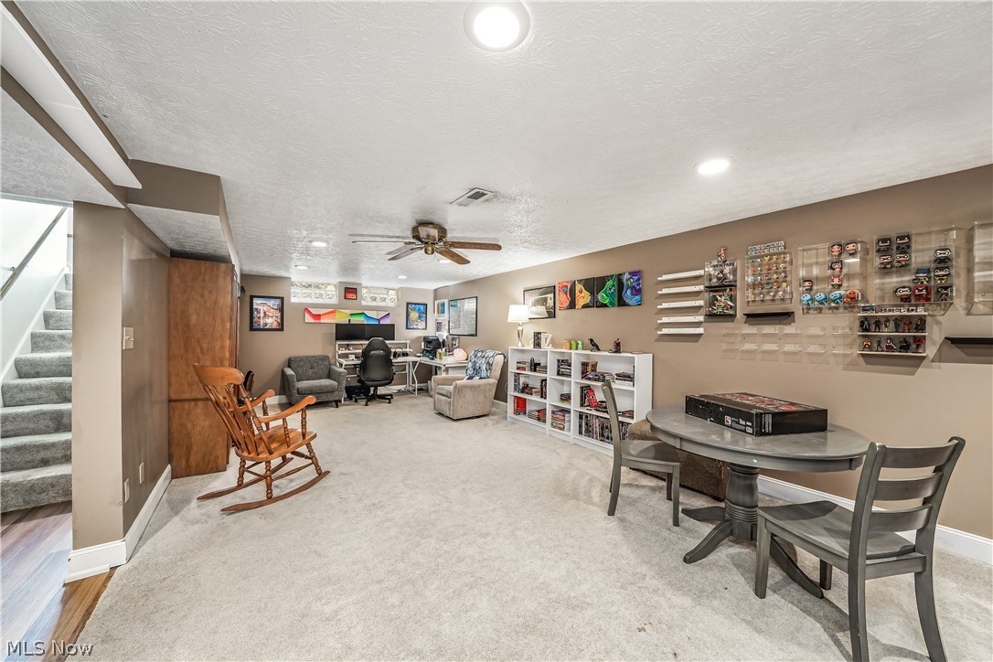 114 S Point Drive Avon Lake OH 44012