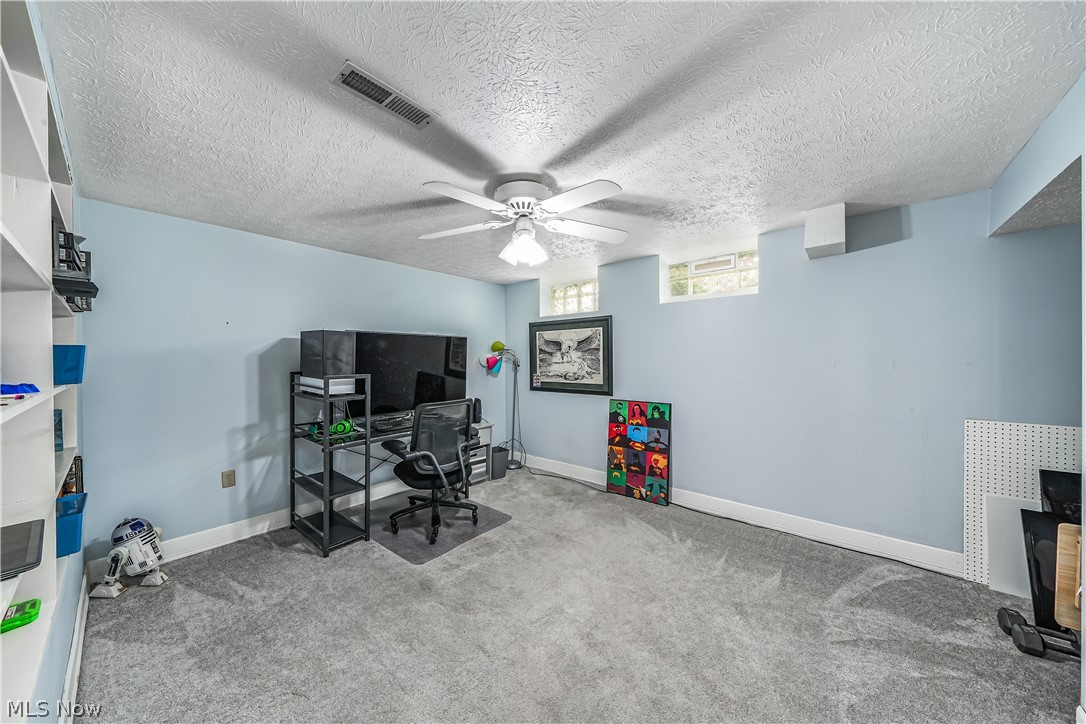 114 S Point Drive Avon Lake OH 44012