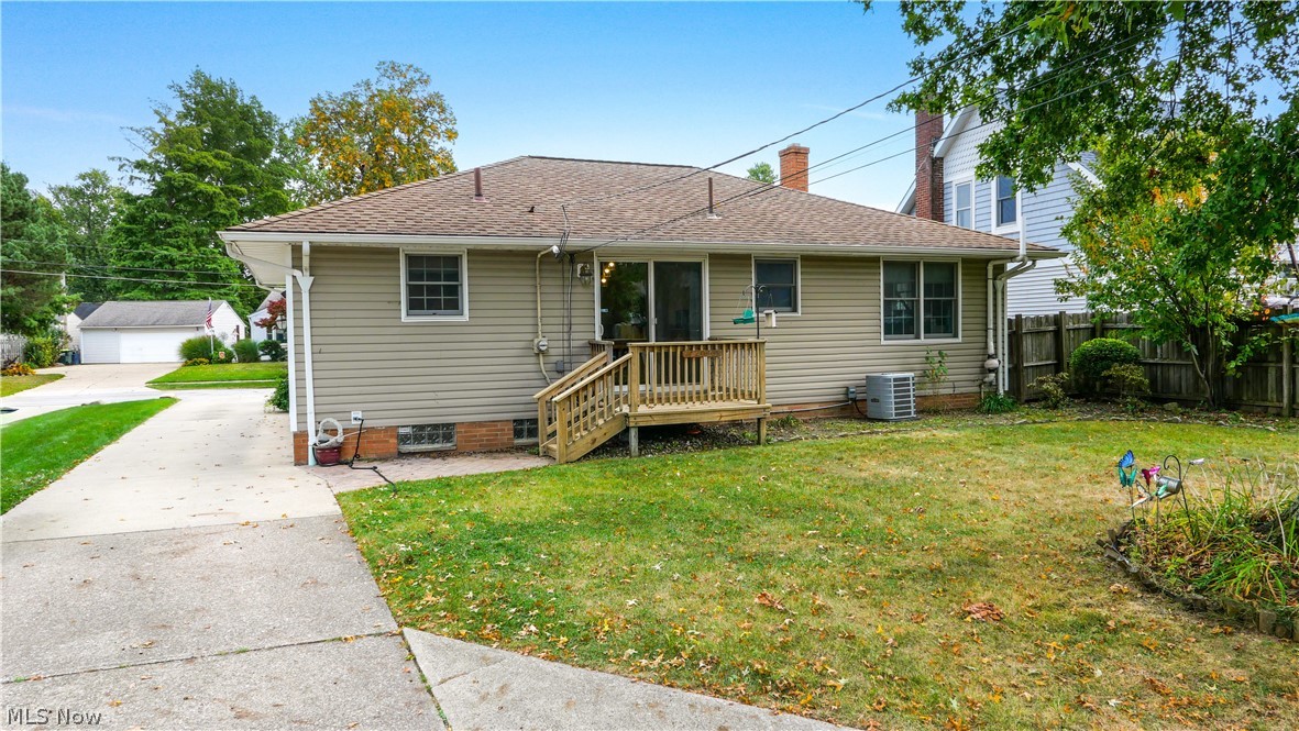 114 S Point Drive Avon Lake OH 44012