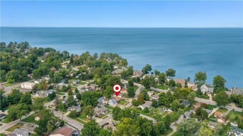 114 S Point Drive Avon Lake OH 44012