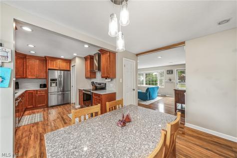 114 S Point Drive Avon Lake OH 44012