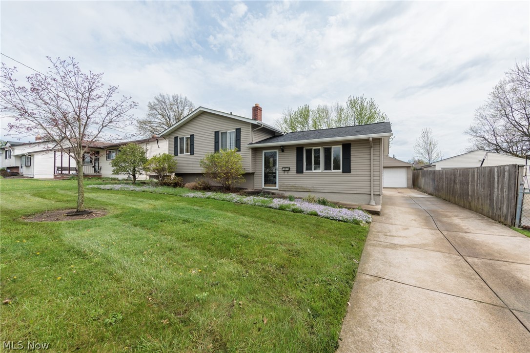 13515 Heatherwood Drive Brook Park OH 44142