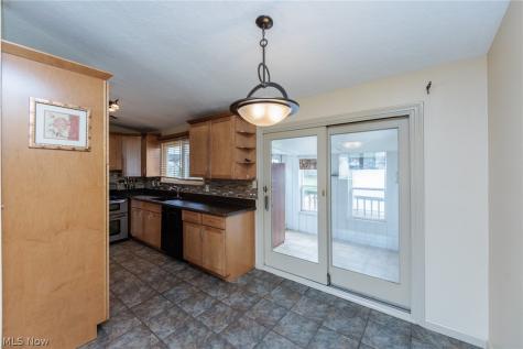 13515 Heatherwood Drive Brook Park OH 44142