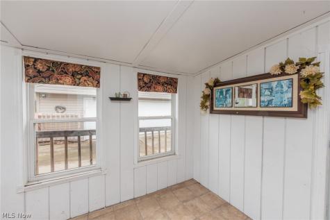 13515 Heatherwood Drive Brook Park OH 44142