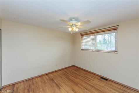 13515 Heatherwood Drive Brook Park OH 44142