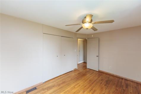 13515 Heatherwood Drive Brook Park OH 44142