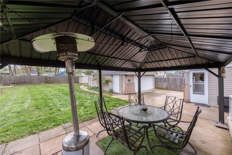 13515 Heatherwood Drive Brook Park OH 44142