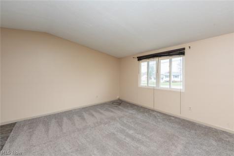 13515 Heatherwood Drive Brook Park OH 44142