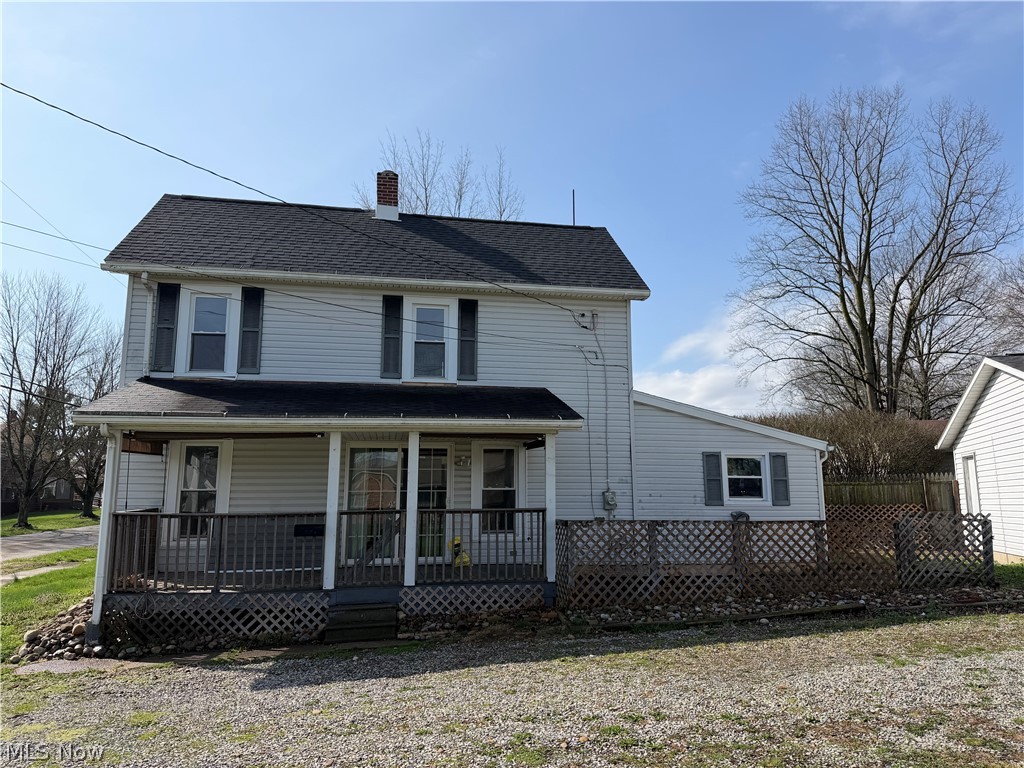 824 Goshen Avenue SE New Philadelphia OH 44663