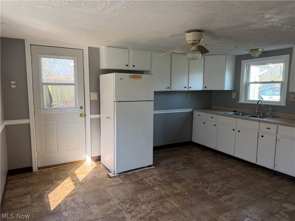 824 Goshen Avenue SE New Philadelphia OH 44663