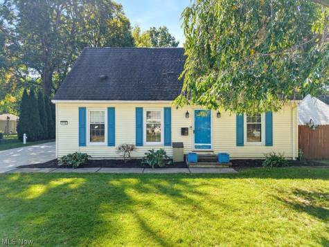 113 Pinehurst Road Munroe Falls OH 44262