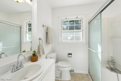 113 Pinehurst Road Munroe Falls OH 44262