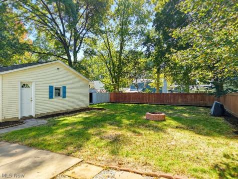 113 Pinehurst Road Munroe Falls OH 44262