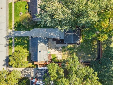 113 Pinehurst Road Munroe Falls OH 44262