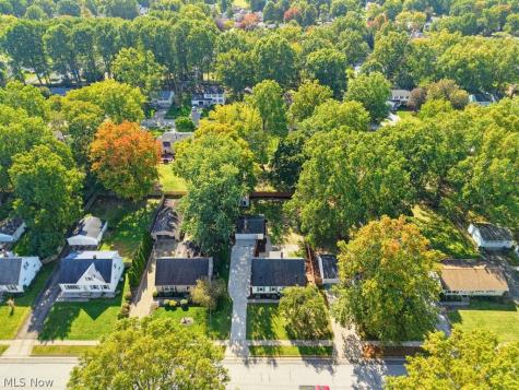 113 Pinehurst Road Munroe Falls OH 44262