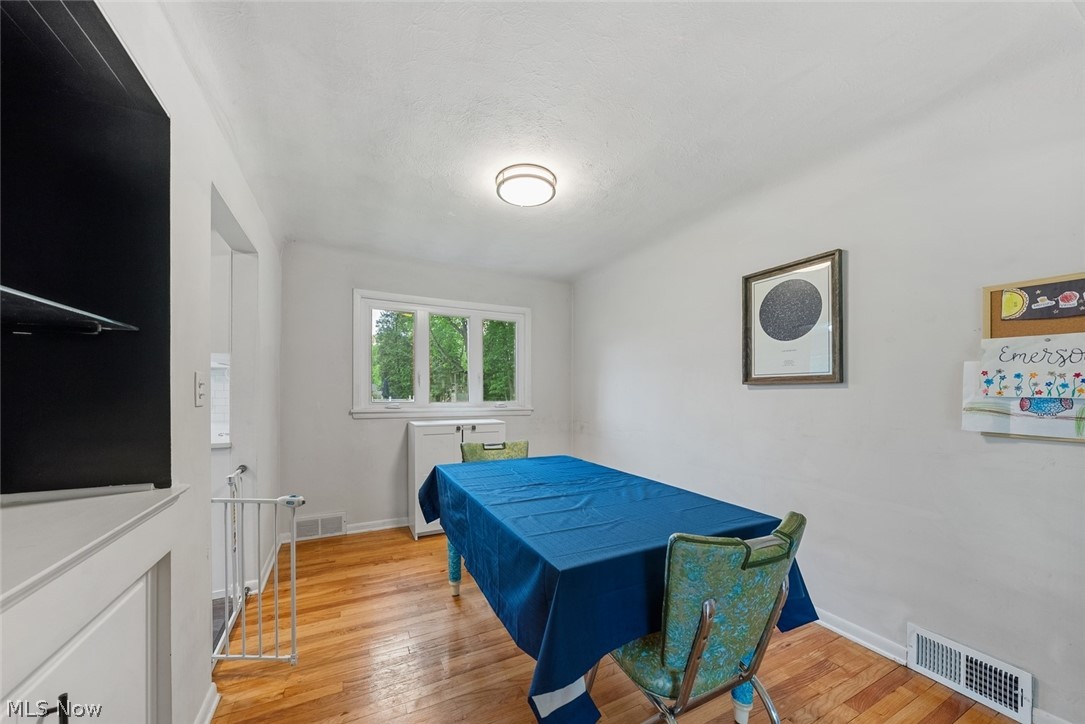 4223 Canterbury Road North Olmsted OH 44070